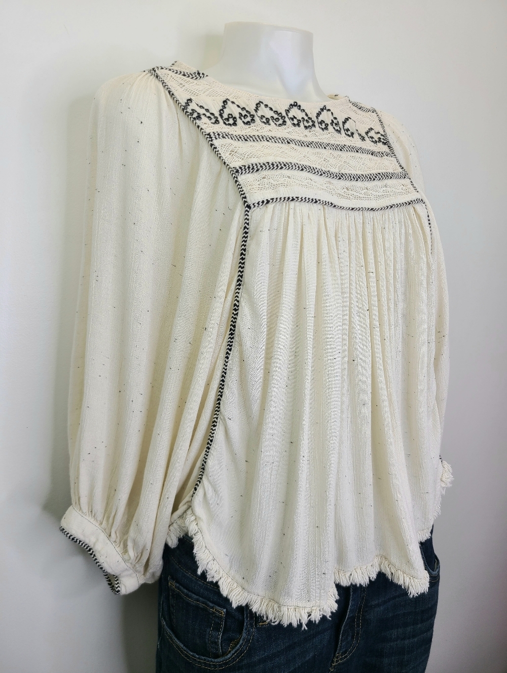 Free People Cyprus Avenue Embroidered Crochet Top Bell Sleeves Ivory Cream Large - Picture 4 of 16